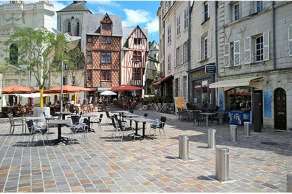 Appart Centre Ville Bords De Loire سوموور المظهر الخارجي الصورة